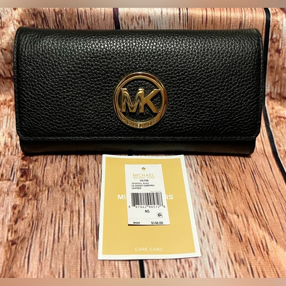 Michael Kors Evie Purse w/Michael Kors Fulton Wallet-Set - Picture 8 of 11
